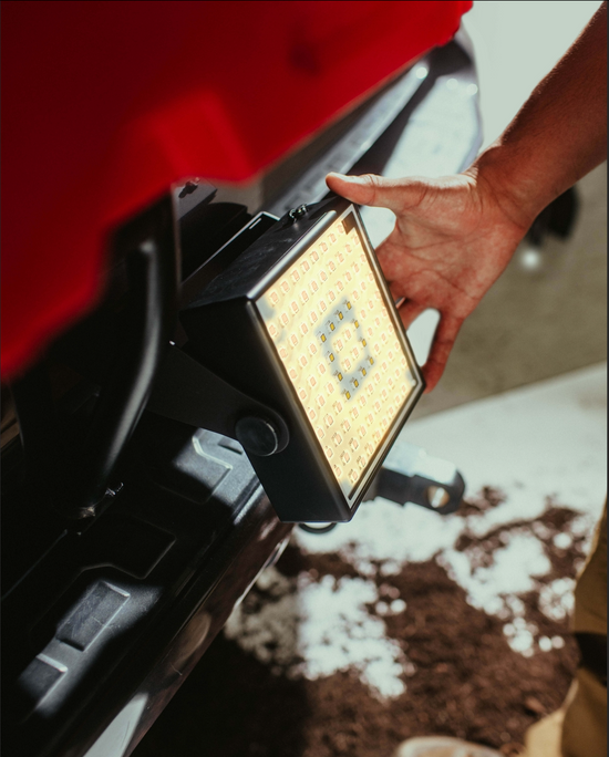 MAGNETIC/SWIVEL BASE